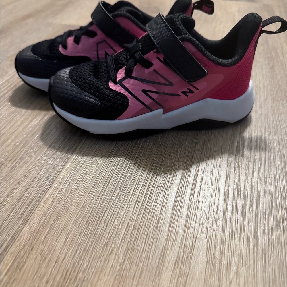 New Balance Black and Pink Sneakers (Toddler 10)